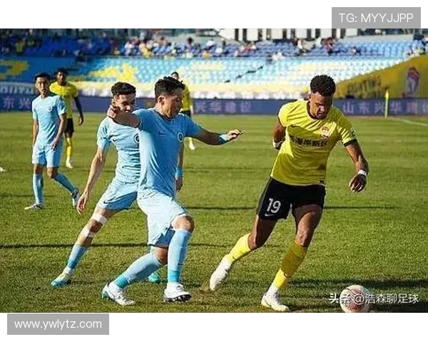 中超焦点战青岛西海岸欲主场七连胜深圳新鹏城誓打破客场魔咒